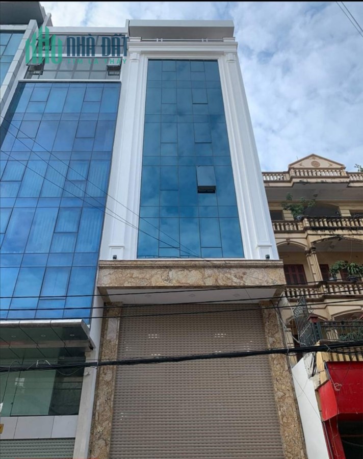 Bán toà văn phòng 9 tầng mặt phố Nguyễn Xiển... Giá: 45