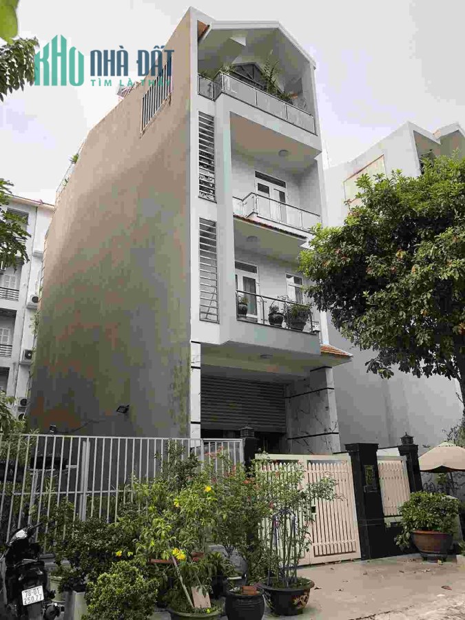 Bán gấp nhà phố kdc him lam quận 7 giá chỉ