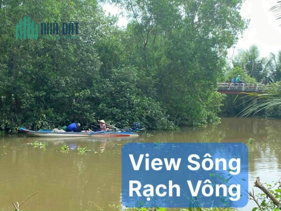 Cần bán đất tại Mặt tien view sông ở Bến Lức 