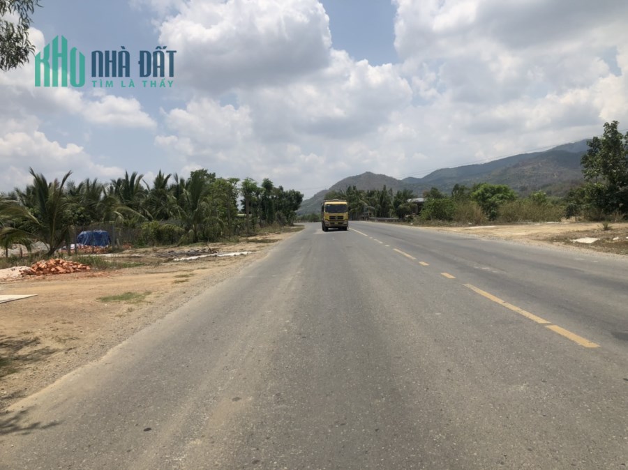 Đường 55B 40m Tân Nghĩa Hàm Tân 13,5 tỷ