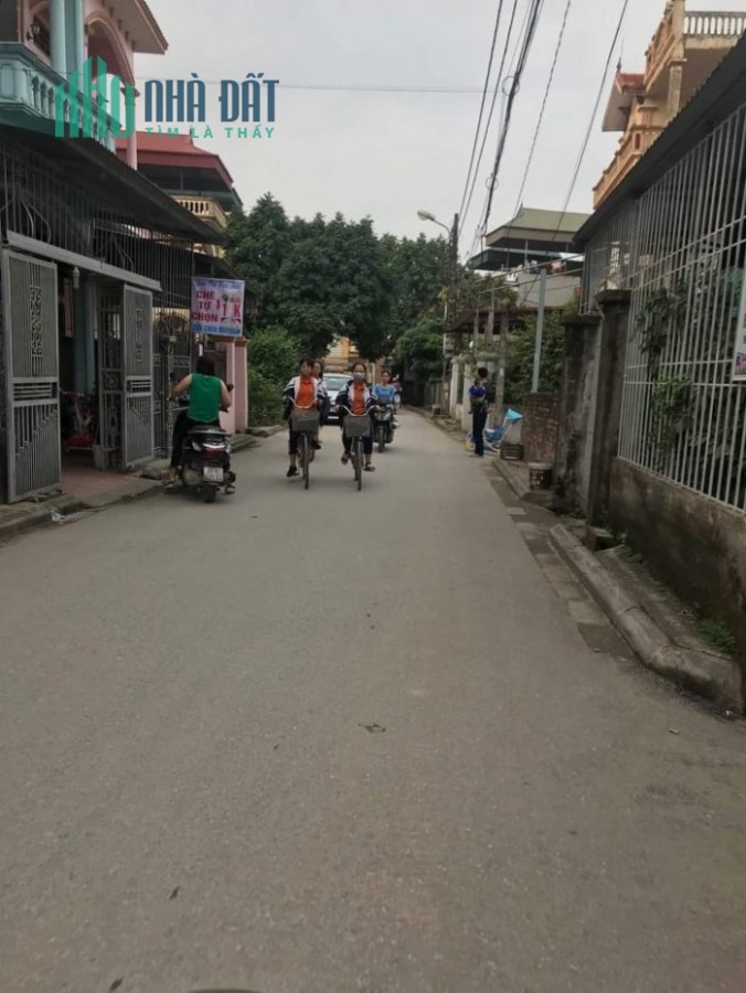 Bán nhà Thạch Bàn, Long Biên,31m, 3.25 tỷ
