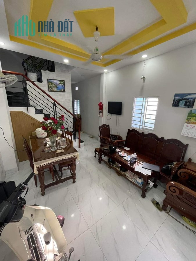 LÔ GÓC 2 MẶT HẺM, Ô TÔ ĐẬU CỬA, TRẦN XUÂN SOẠN, Q7. DIỆN TÍCH 82M2, GIÁ CHỈ 3,7 TỶ