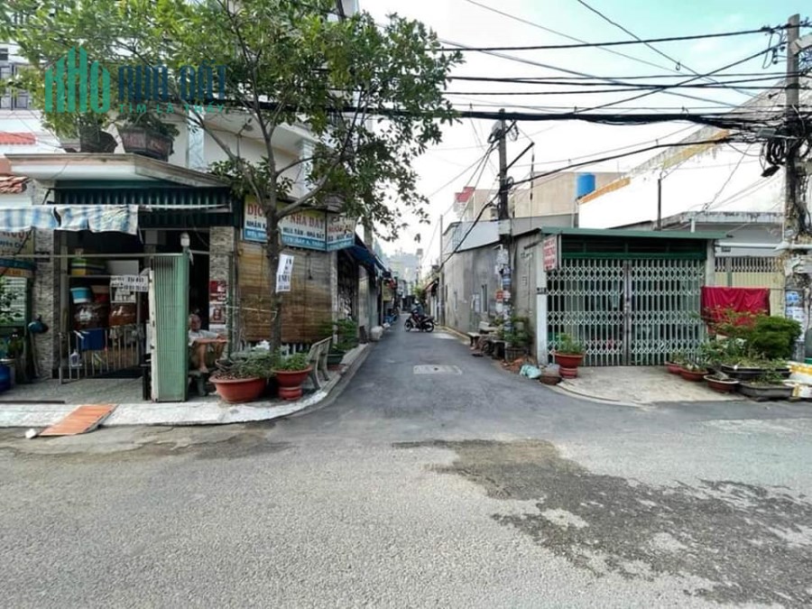 Tôi có nhà cần bán hẻm ô tô quận 7,Phường Tân Kiểng, 35,6m2 chỉ 2,4 tỷ,lh 0989149953