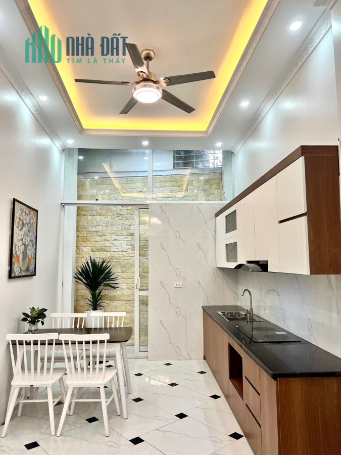 Bán Gấp nhà tại Đường Khương Trung, Thanh Xuân, Hà Nội diện tích 41m2 giá 3.95 Tỷ