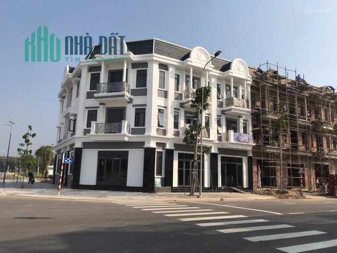 18tr/m2 - mặt tiền 45m - Tặng vàng.