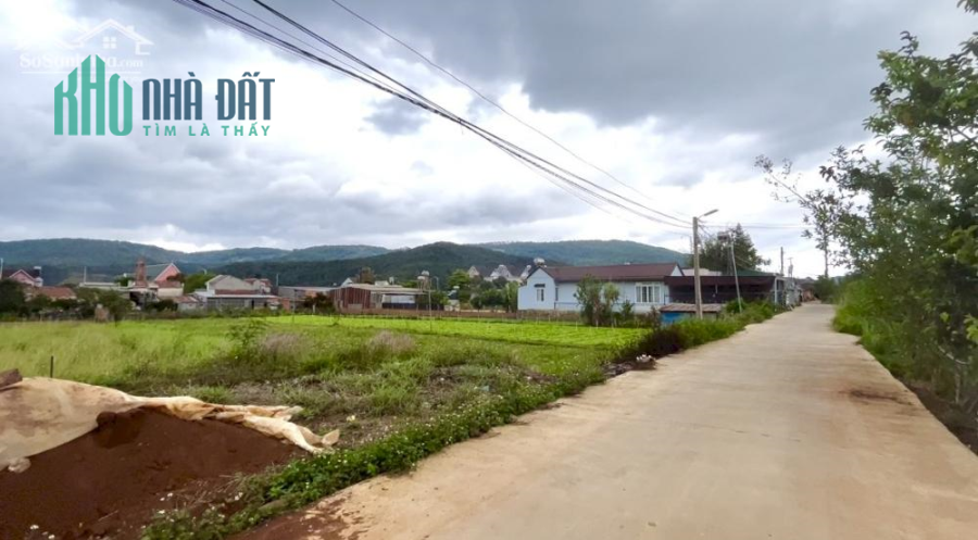 Bán gấp gần 300m2 đất thuộc Hiệp An, Đức Trọng chỉ 2.68 tỷ