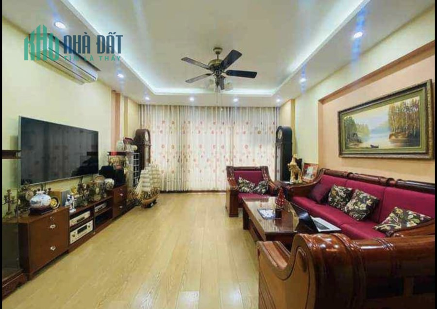 BÁN NHÀ KIM MÃ 46M2X5T, GẦN PHỐ, GẦN CHỢ 3.6 TỶ