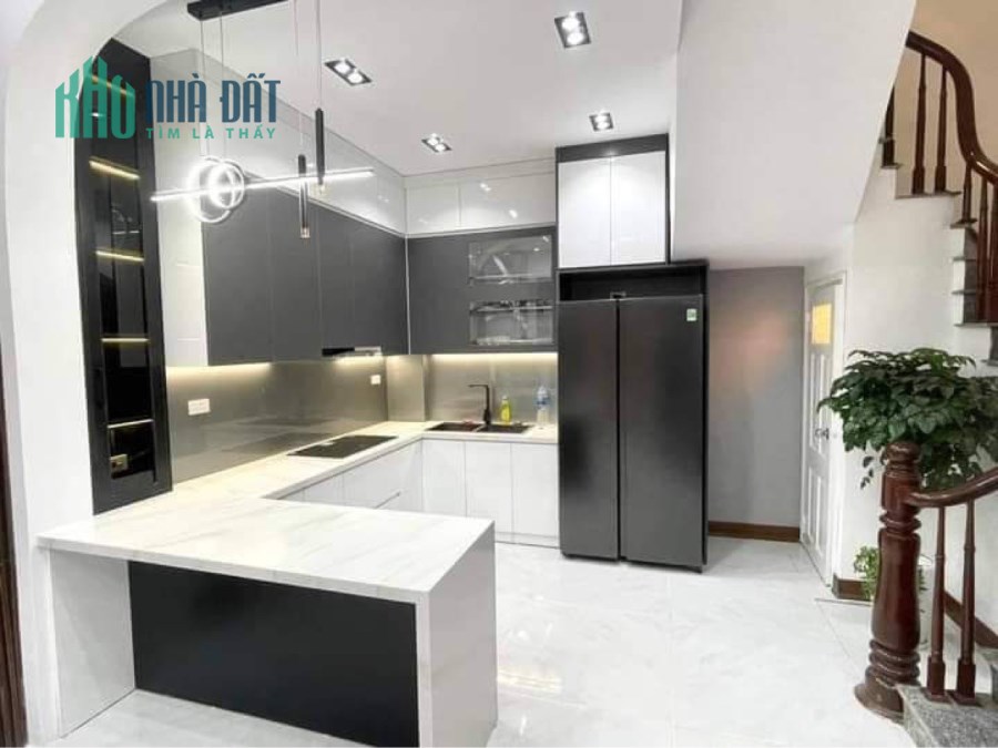 Bán nhà CẦU GIẤY, DT55x 7T, Mt 4.1m Gara Ô TÔ- LÔ GÓC- THANG MÁY, giá chỉ 11,8 Tỷ.