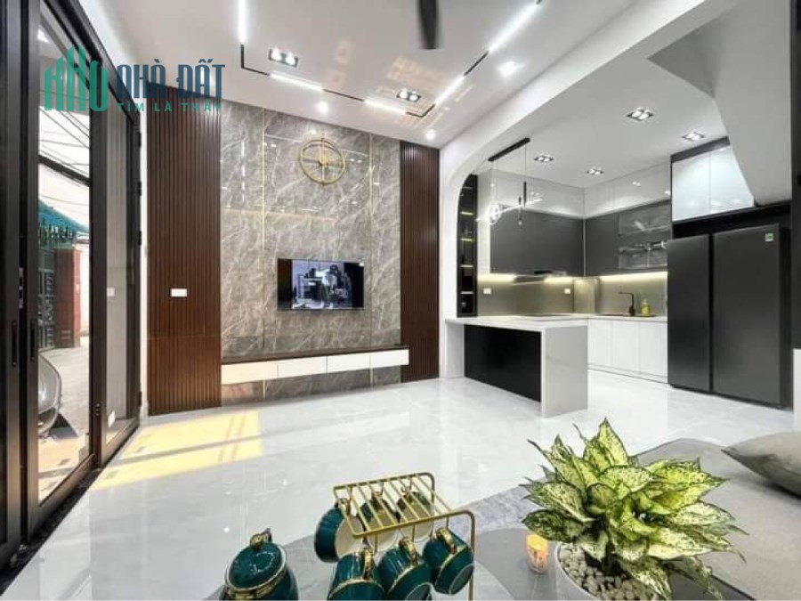Bán nhà CẦU GIẤY, DT55x 7T, Mt 4.1m Gara Ô TÔ- LÔ GÓC- THANG MÁY, giá chỉ 11,8 Tỷ.