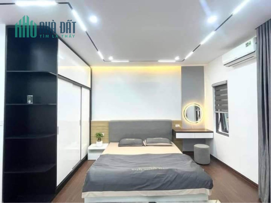 Bán nhà CẦU GIẤY, DT55x 7T, Mt 4.1m Gara Ô TÔ- LÔ GÓC- THANG MÁY, giá chỉ 11,8 Tỷ.