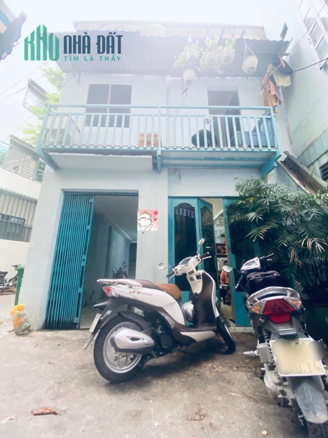 Nhà dòng tiền, Vincom Lê Văn Việt, Thủ Đức, 80m2, 4.6 tỷ, ba gác.