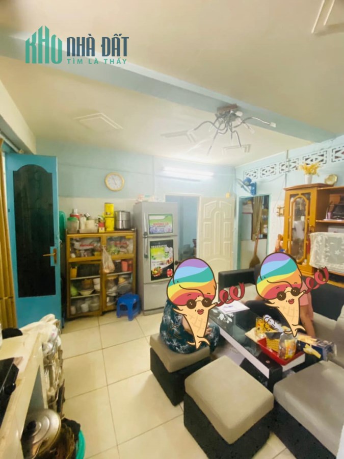 Nhà dòng tiền, Vincom Lê Văn Việt, Thủ Đức, 80m2, 4.6 tỷ, ba gác.