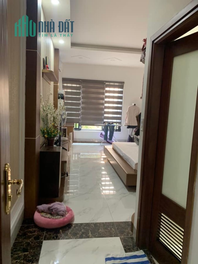 Bán nhà mặt ngõ 91 Nguyễn Chí Thanh, kinh doanh đỉnh, vỉa hè, Thang máy, 50m2 x7 Tầng x MT 4M.