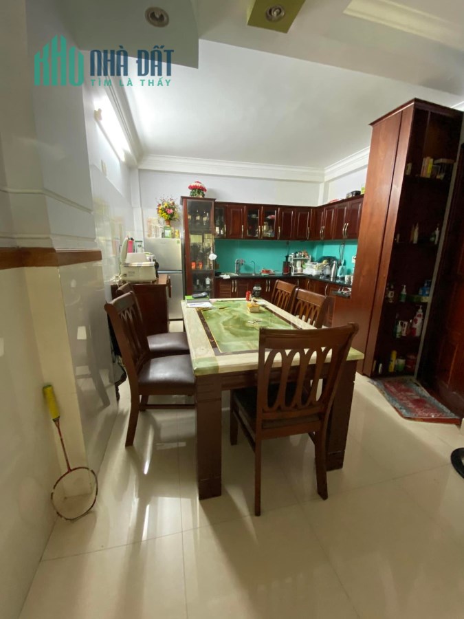 Bán nhà đẹp 5 tầng đường Huynh Thiên Lộc quận Tân phú HCM