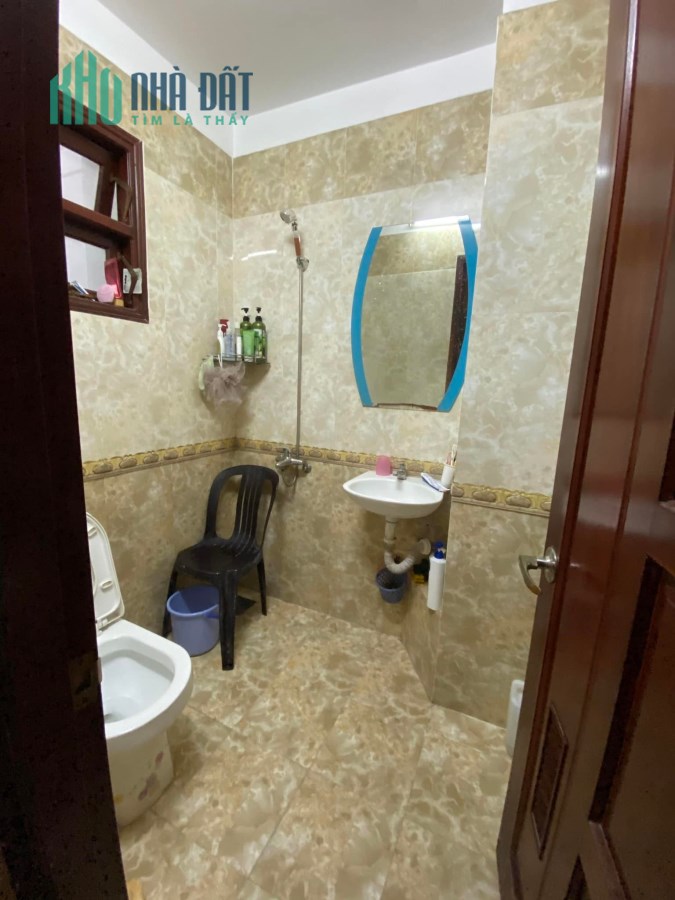 Bán nhà đẹp 5 tầng đường Huynh Thiên Lộc quận Tân phú HCM