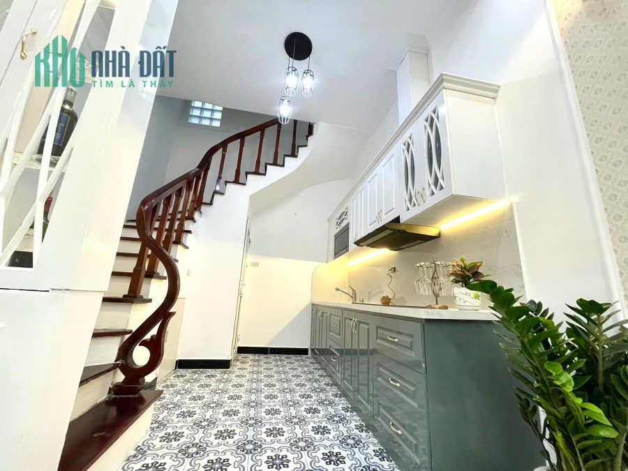 Bán Nhà Khương Trung 35m2*5 Tầng*3.6m MT, full Nội Thất, Hai Thoáng, Mặt Ngõ, 10m Ra Ô Tô Tránh.
