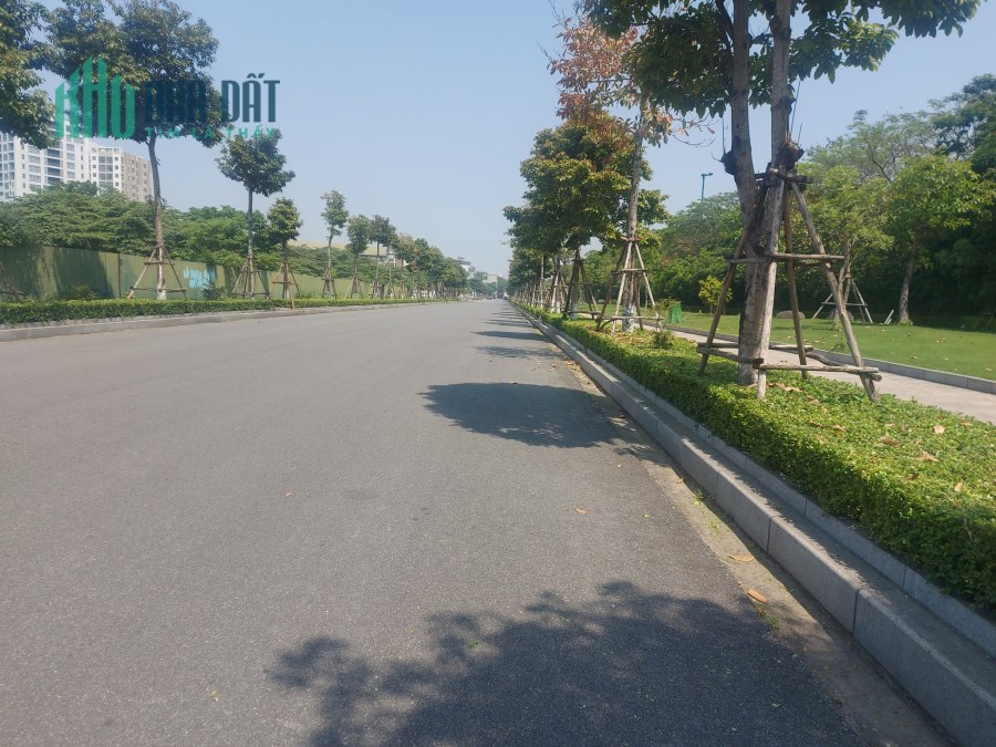 Chính chủ bán đất ngõ 17 Cổ Linh, Long Biên, Hà Nội diện tích 70m