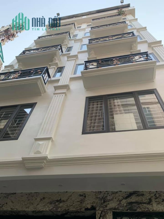 Bán toà nhà CCMN Nguyễn Khánh Toàn, 120m2 x 9Tầng, Thang máy, Gara, doanh thu 180Tr
