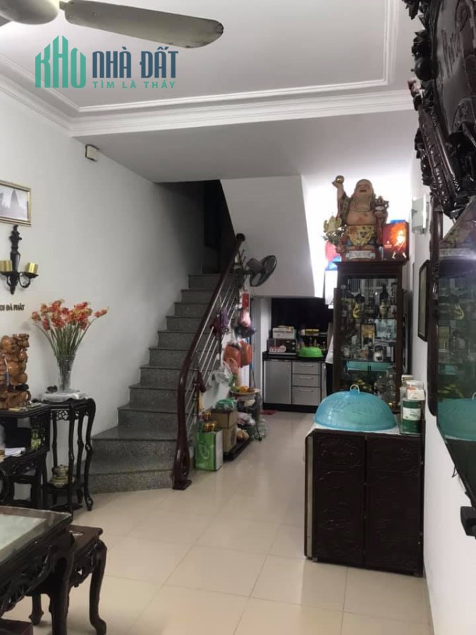 Bán nhà riêng tại Hồng Mai , 38m2 , 5 tầng , ô tô đỗ cửa