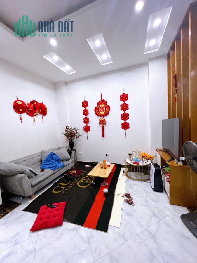 Bán nhà riêng tại Hồng Mai , 42m2 , 5 tầng , giá 4 tỷ . LH 0914440703