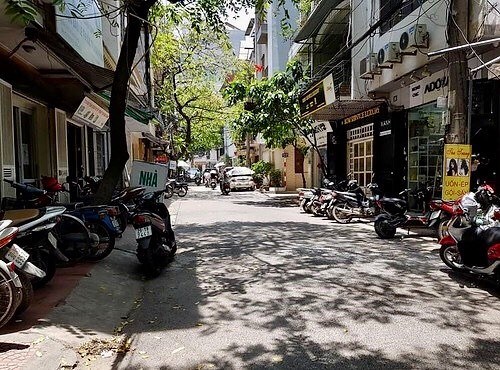 Bán đất 2 ô tô tránh phố Thái Hà, 136m2 x MT 7.5m. 36.5 tỷ. Vỉa hè, KD, xây Building.