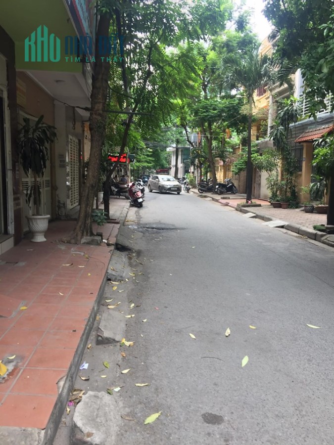 Bán đất siêu đẹp phố Thái Hà, vỉa hè, KD, xây Building, 210m2 x MT 9m. 38 tỷ.