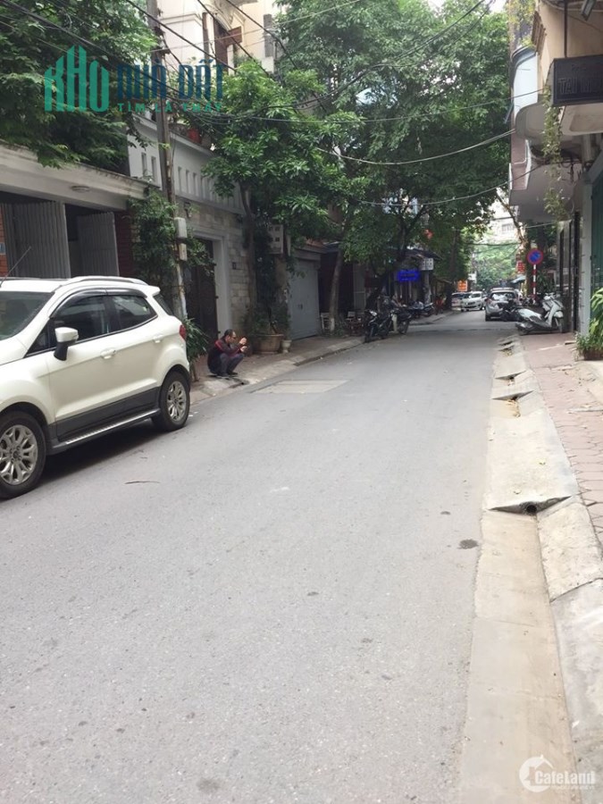 Bán đất ô tô tránh phố Thái Hà, 240m2 x MT 8m. 34 tỷ. Vỉa hè, KD, xây Building.
