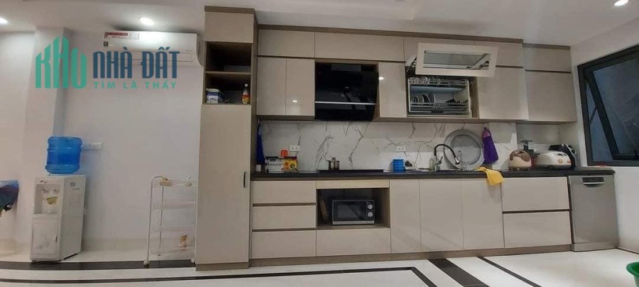 NHÀ HIẾM THÁI HÀ, 55m2 X 5 Tầng, MT 4m Ô TÔ con đỗ cửa, nhà mới đẹp giá 8.9 Tỷ