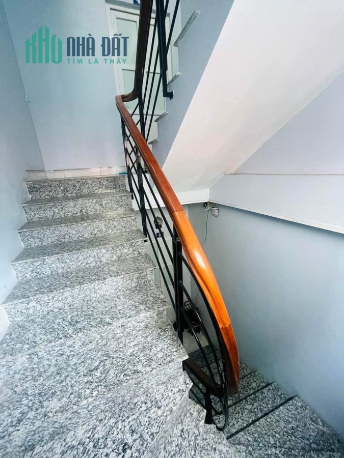 NHÀ 6 TẦNG 50M2 Ô TÔ ĐỖ CỬA- PHỐ NGUYỄN ĐÌNH HOÀN- CẦU GIẤY GIÁ 5,3 TỶ