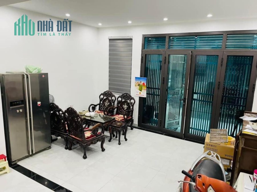 Bán nhà, Nguyễn Trãi , Thanh Xuân 60Mx3T, MT 8,9, giá 6.3 tỷ