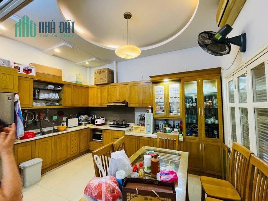 Hót, Nhà Văn Khê Hà Đông, liền kề, 83m x 5 tầng giá chỉ 8.99 tỷ