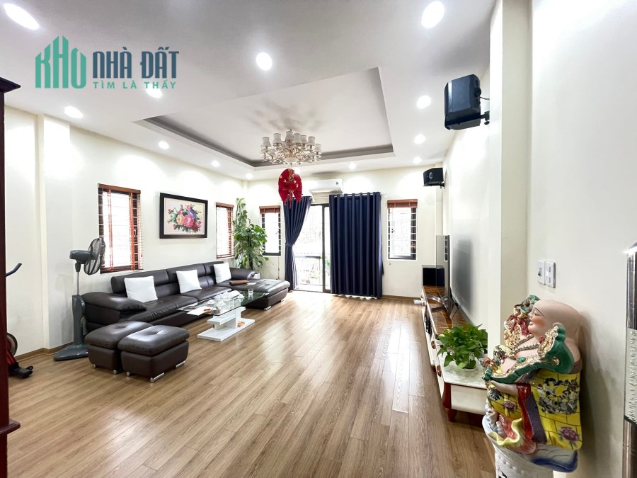 NGÕ THÔNG-ÔTÔ TẢI QUA NHÀ-LÔ GÓC-FULL NỘI THẤT-62M 9xTỶ-NGUYỄN VĂN CỪ LONG BIÊN