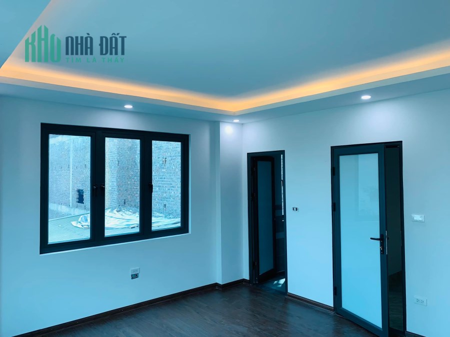 Bán nhà mới koong thanh liệt, ô tô đậu cửa, 5 tầng, 37m2 chỉ 4,2 tỷ