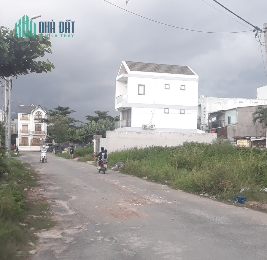 Nhà giá rẻ diện tích to, Đường Bình Chiểu, Thủ Đức, 95m2 chỉ 4.2 tỷ.