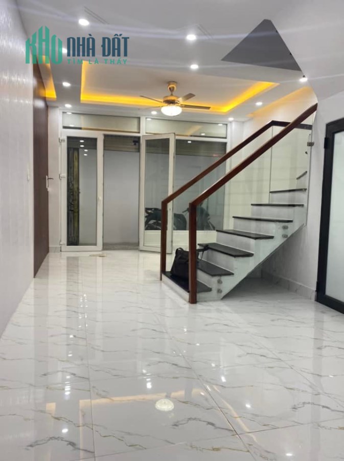 Bán nhà, Trường Chinh, Đống Đa 32Mx 5T, MT 5  giá 3.55 tỷ