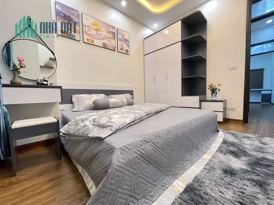 Bán nhà mới đường Nam Dư , ô tô, 20M x 4T, 3.3 tỷ. LH 0975149605