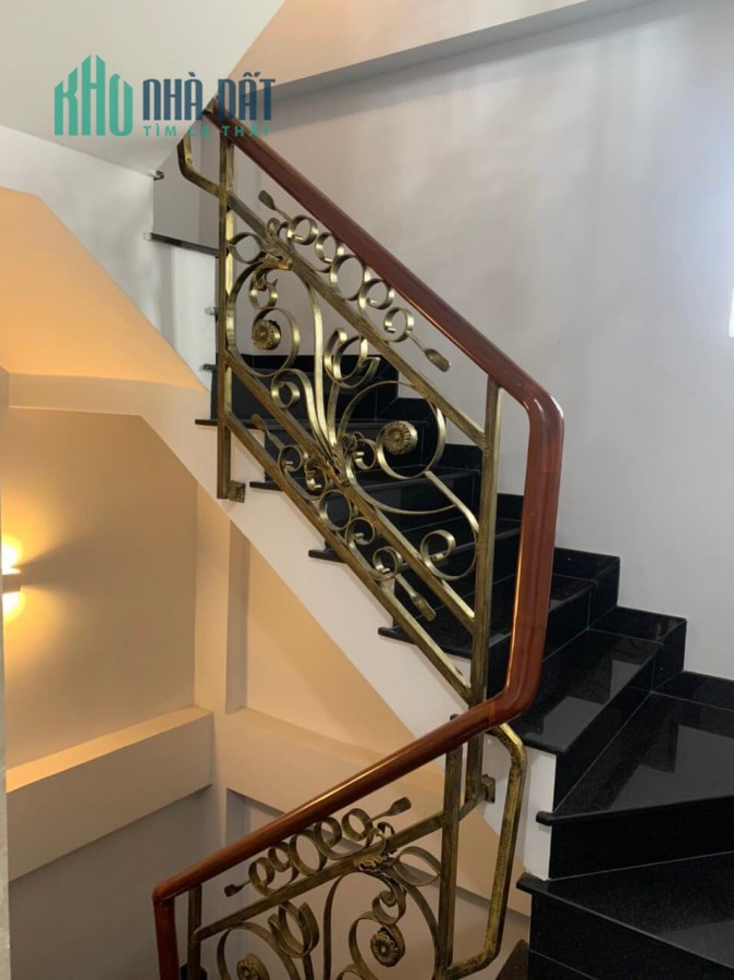 Bán nhà đường số 4 Bình Hưng Hòa A, 48m2, 5 tầng có thang máy, 5.9tỷ, 0907824465