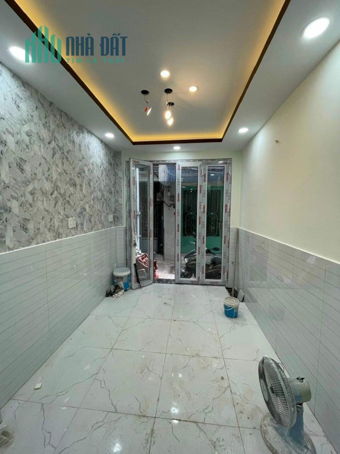 NHÀ MỚI 2 LẦU, ĐOÀN VĂN BƠ, Q4, DT ĐẤT 38,4M2 NỞ HẬU, GIÁ CHỈ 4,15 TỶ, LH: 0901611116