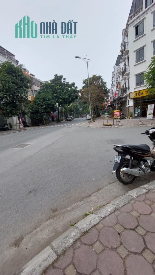 CC bán nhanh Liền Kề Văn Phú, 90m, MT 4.5m giá chào : 8.98 tỷ