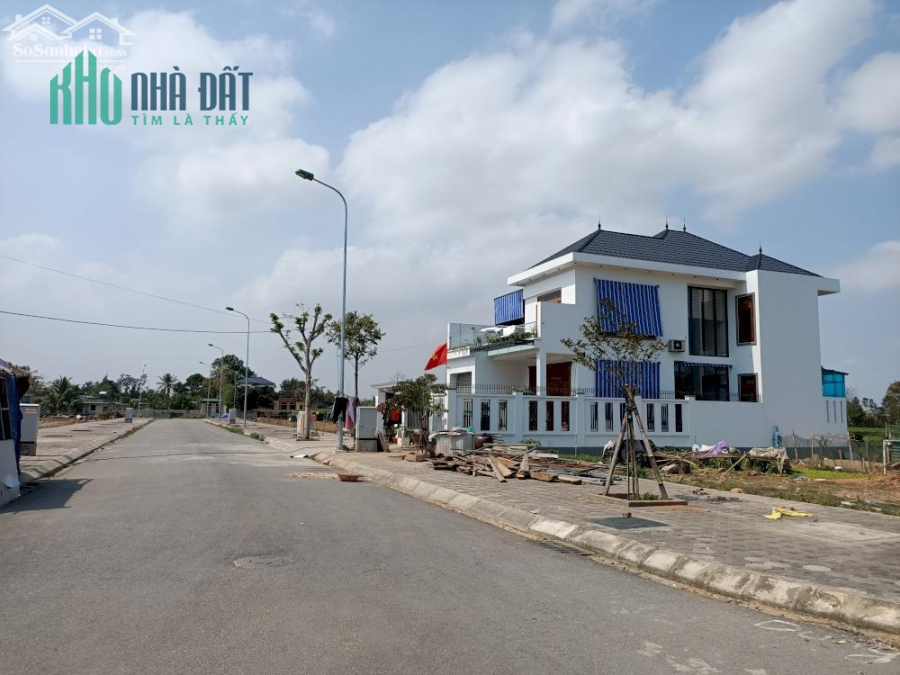 Đất tái định cư Quảng Hùng TP Sầm Sơn giáp khu VLASTA Sầm Sơn