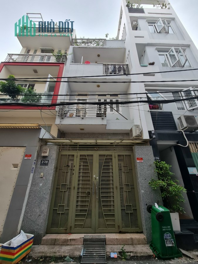 - Chính Chủ Cần Bán nhà Đường Núi Thành.