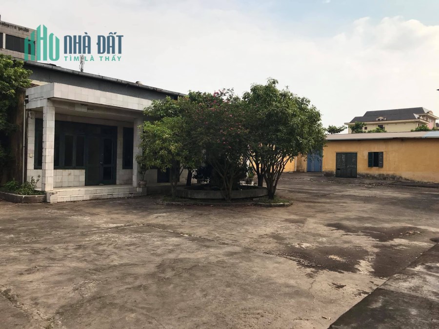 Bán nhà mặt tiền Trích Sài Hồ Tây 105m rộng 7m vuông vắn chỉ bán 30 tỷ