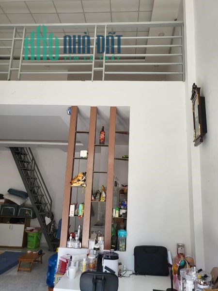 Bán nhà đường  Cách Mạng, Tân Phú, Hxh tránh, 90m2, 7.2tỷ, 0907824465