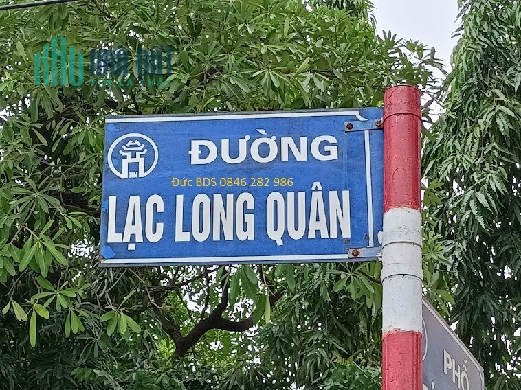 Bán nhà Đường Lạc Long Quân, Tây Hồ, Ô tô tránh, Kinh doanh sầm uất, Gần Hồ.