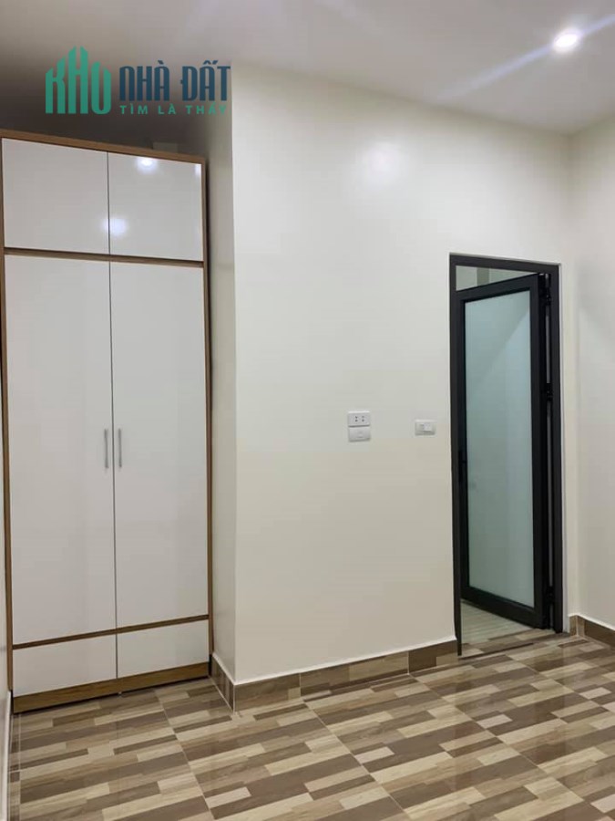 Bán Nhà Riêng 5 Tầng Tại Ngõ 68 Cầu Giấy,55m x4Tầng giá  4,68Tỷ,