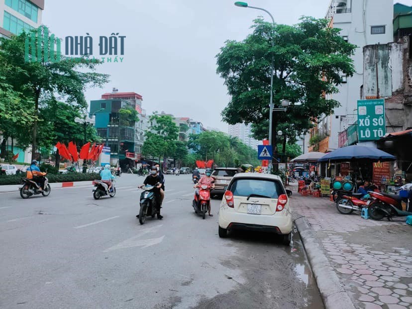MẶT PHỐ TÂN MAI - LÔ GÓC - TIỀM LỰC KINH TẾ -  ĐẦU TƯ TẠO DÒNG TIỀN TỐT - 2 BƯỚC CHÂN RA HỒ