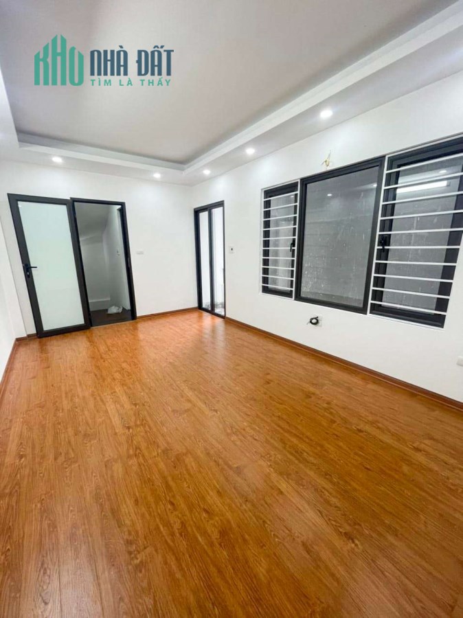 Cần Bán Nhà Kim Quan 35m2x 5 tầng, 3 tỷ, Lh..zalo: 0965492571