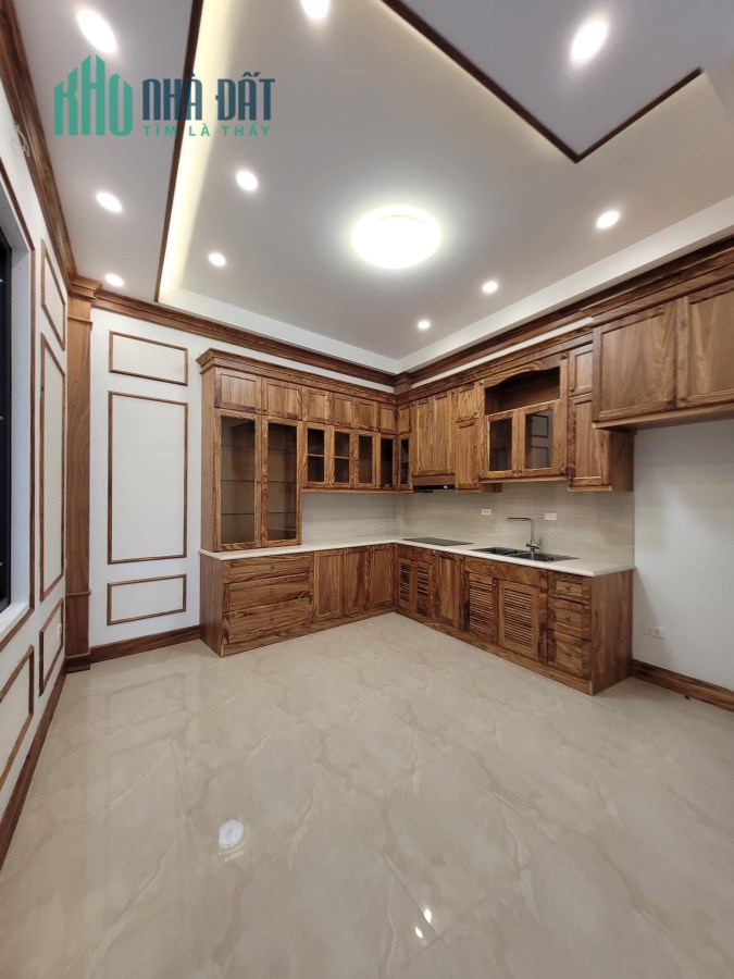 Siêu hiếm, sê ri 3 căn nhà Xuân Đỉnh, Bắc Từ Liêm 35m, 5T, MT 4.5m, nhỉnh 3 tỷ, nhà đẹp ở luôn.
