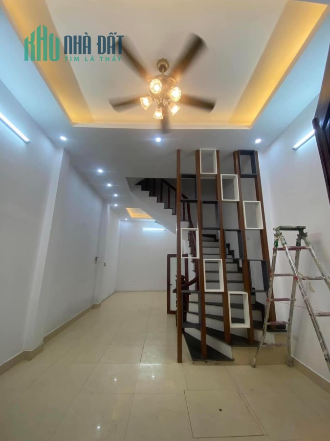 BÁN NHÀ NGÕ 228 MINH KHAI – 82m2 X 4 Tầng – 11 TỶ