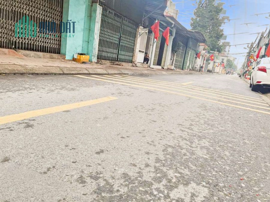 Bán Nhà Giang Biên, oto đua nhau, 167m, mt: 6.9, 16.5 tỷ.